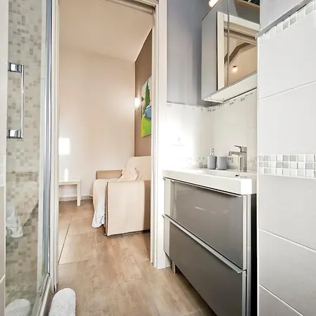 Apartament Miky House *